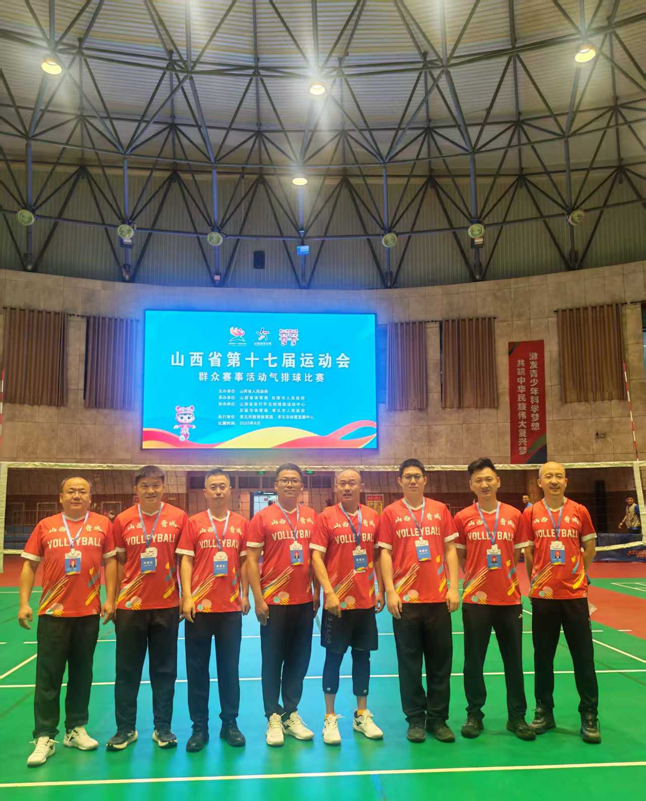 c98aed53657ff34cb563b9360229c87d.jpg